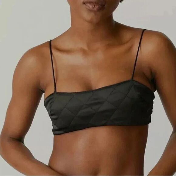 LIONESS Supernatural Black Quilted Ultra Cropped Top Large NWT - Picture 1 of 8